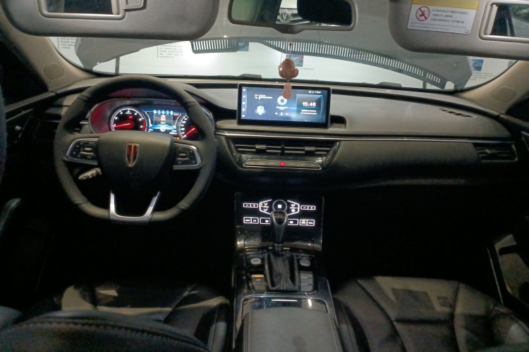 红旗H5 2019款 30TD 智联灵动版中控内饰7002