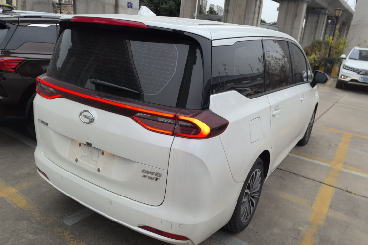 广汽传祺 传祺M6 2019款 270T 自动尊享版（七座）国V车身外观6005