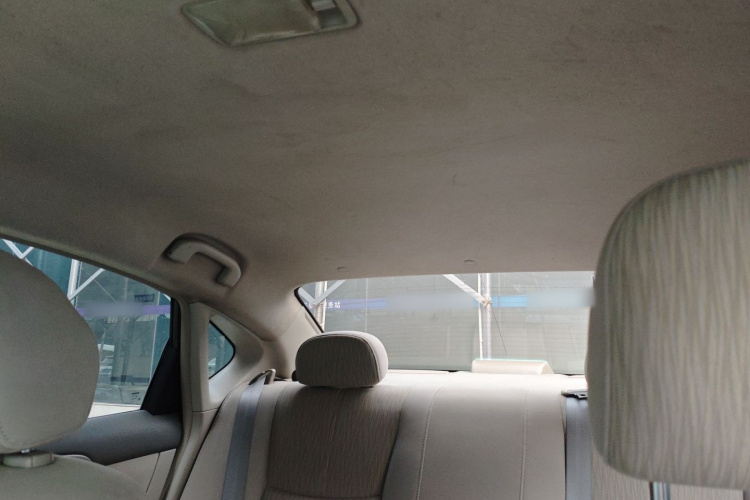 日产 轩逸 2012款 1.8XE CVT舒适版局部细节22