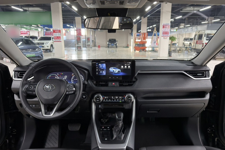 丰田 威兰达 2023款 双擎 2.5L E-CVT两驱豪华PLUS版中控内饰7004