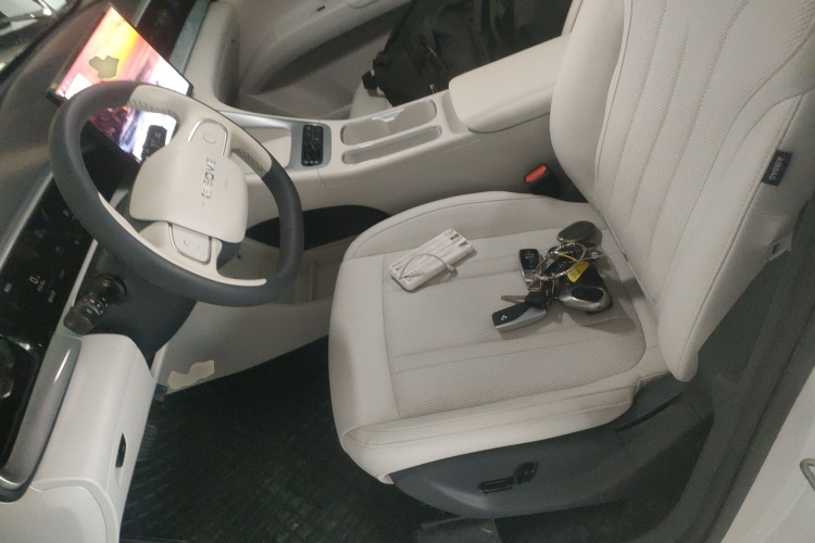 吉利银河 星愿 2025款 UP 410km 探索版中控内饰19