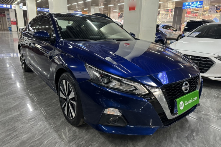 日产 天籁 2021款 2.0L XL 舒适版车身外观6002