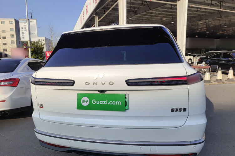 乐道L90 2025款 Ultra 六座版车身外观6