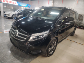 奔驰V级 2016款 V 260 L 尊贵加长版