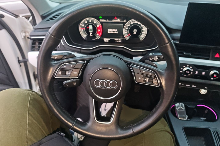 奥迪A4L 2020款 40 TFSI 时尚动感型局部细节13