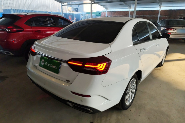 吉利汽车 帝豪 2021款 UP 1.5L CVT豪华型车身外观6005