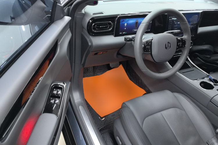 零跑汽车 零跑C01 2022款 后驱长续航版中控内饰7003