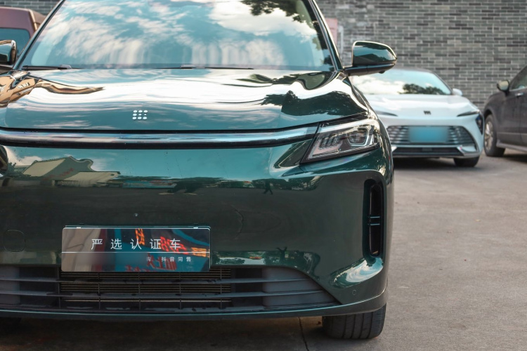 蓝电E5 PLUS 2025款 165km 长续航版PLUS 7座车身外观6014