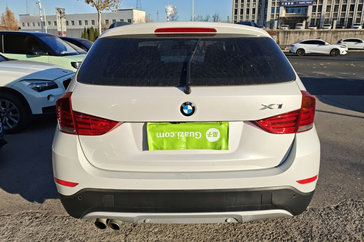 宝马X1 2015款 sDrive18i 时尚晋级版车身外观6