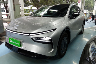 小鹏G7 2025款 702 超长续航 Ultra