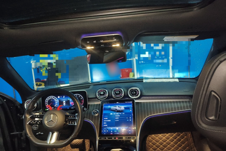 奔驰C级 2022款 C 260 L 皓夜运动版中控内饰22