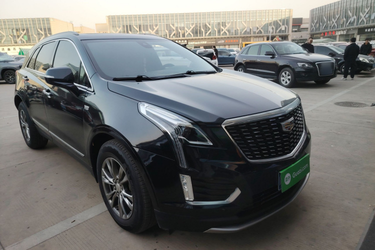 凯迪拉克XT5 2020款 28T 豪华型车身外观3
