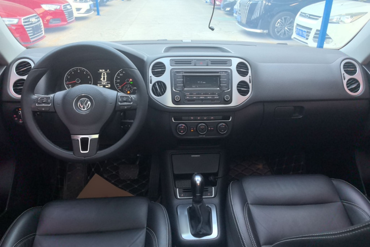 大众 途观 2017款 300TSI 自动两驱丝绸之路舒适版中控内饰7003