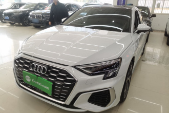 奥迪A3 2024款 A3L Limousine 35 TFSI 豪华运动型