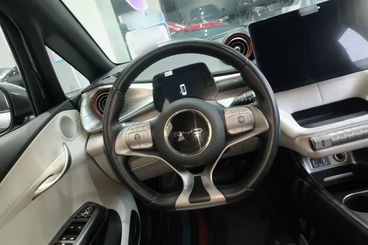 比亚迪 海豚 2021款 405km 时尚版中控内饰13