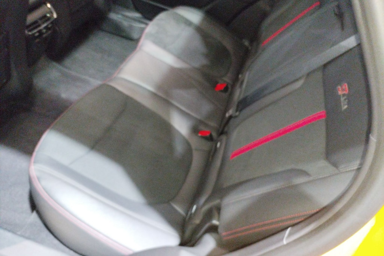 福特 蒙迪欧 2024款 2.0T E-混动运动版 ST-Line中控内饰21