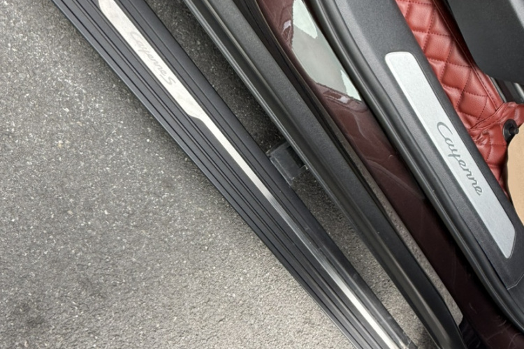 保时捷 2018款 Cayenne 3.0T中控内饰7012