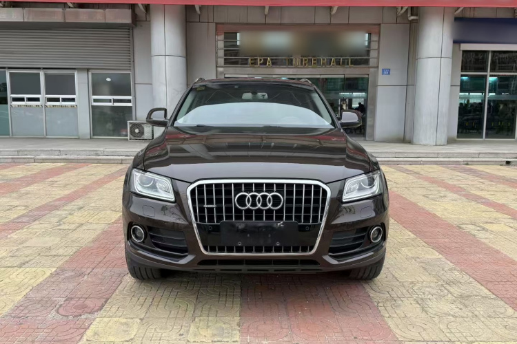 奥迪Q5 2013款 40 TFSI 舒适型车身外观6005