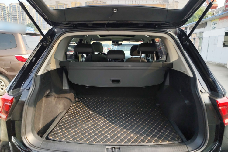 大众 途观L 2018款 改款 330TSI 自动两驱豪华版局部细节23