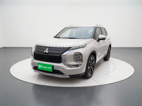 三菱 欧蓝德 2023款 1.5T CVT四驱尊享版 5座