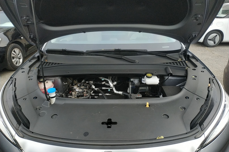 比亚迪 元PLUS 2022款 510KM 尊荣型机舱底盘24