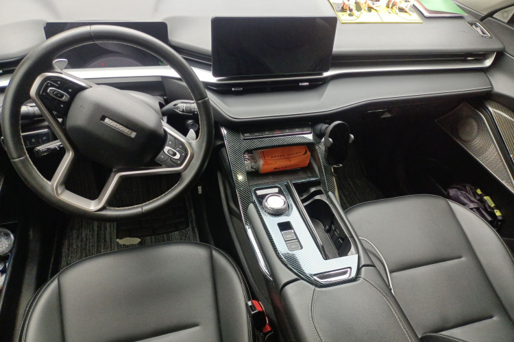 哈弗H6 2021款 第三代 1.5T 自动两驱Supreme中控内饰12