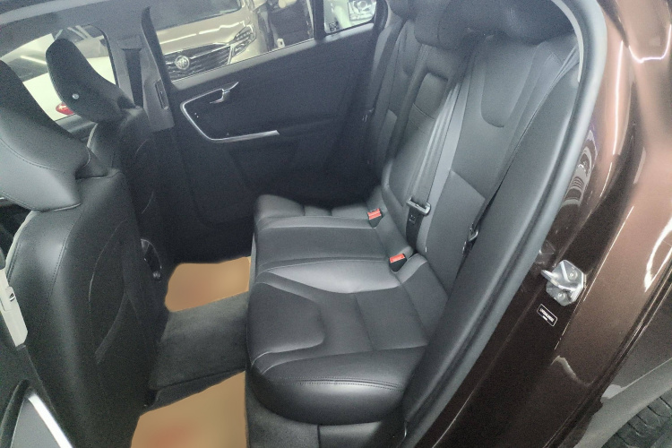 沃尔沃S60 2018款 S60L T3 智进版中控内饰7004