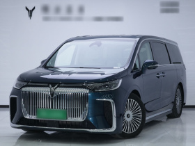 岚图汽车 岚图梦想家 2025款 PHEV 四驱旗舰鲲鹏版