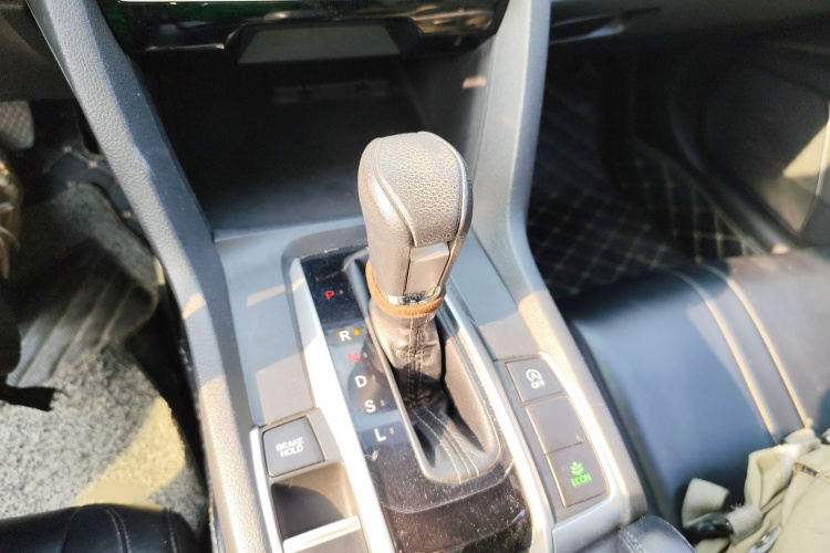 本田 思域 2019款 220TURBO CVT劲动版 国VI局部细节18