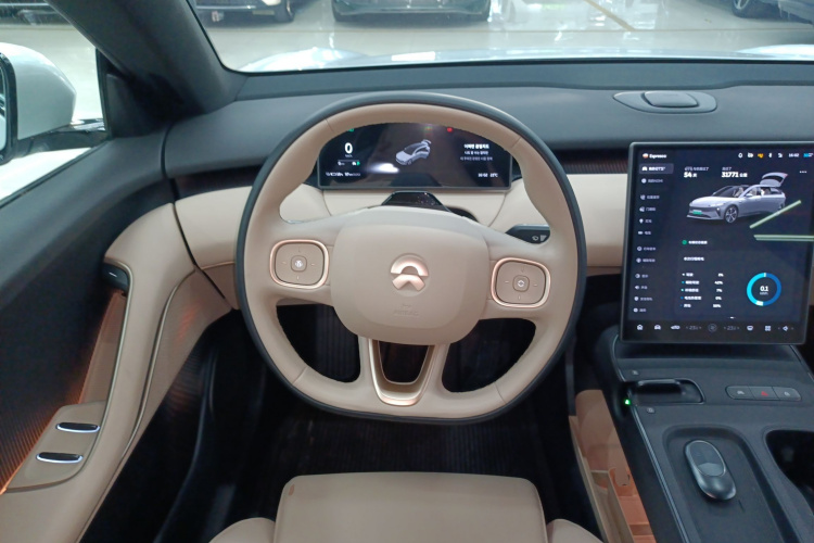 蔚来ET5T 2025款 75kWh Touring中控内饰13