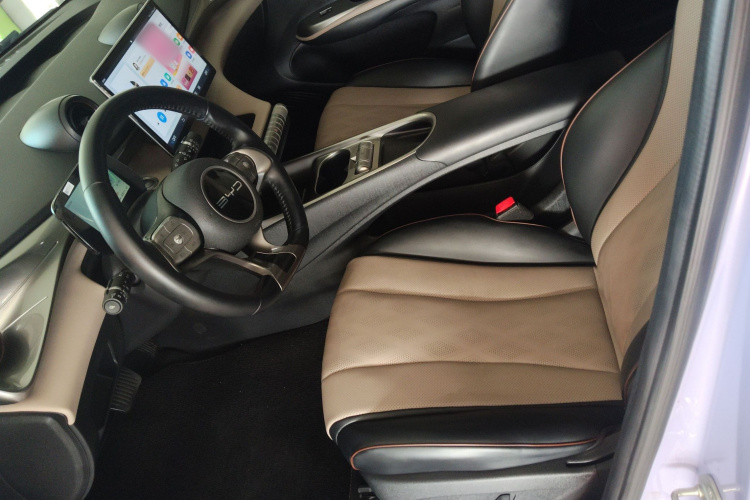 比亚迪 海豚 2023款 420km 时尚版中控内饰19