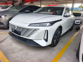 长安 逸动 2025款 蓝鲸 1.5T 500Bar尊贵型