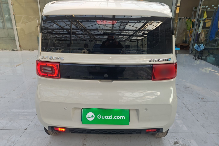 五菱汽车 宏光MINIEV 2021款 马卡龙臻享款 磷酸铁锂车身外观6