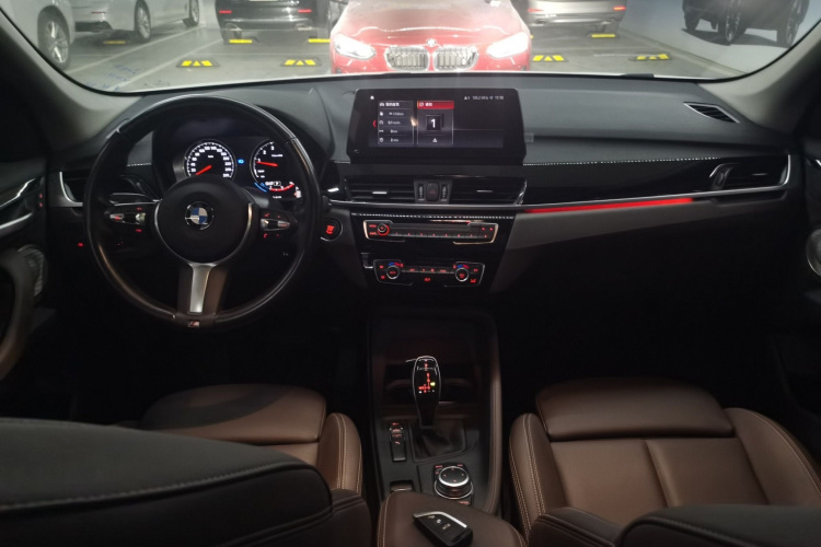 宝马X1 2022款 sDrive25Li 领先型中控内饰12