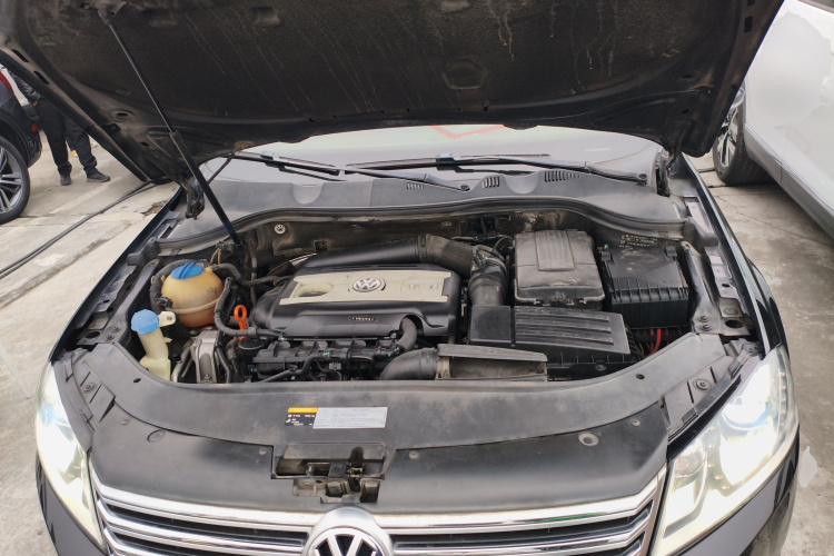 大众 迈腾 2013款 2.0TSI 尊贵型机舱底盘24