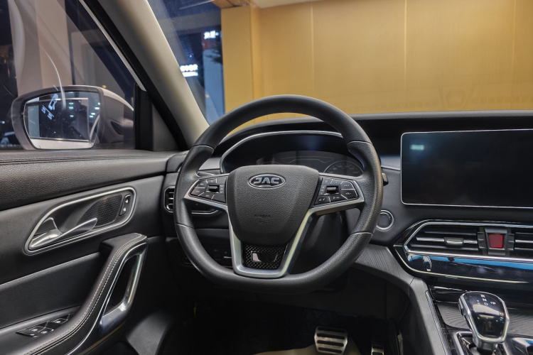 江汽集团 嘉悦X7 2020款 1.5TGDI 自动超越型中控内饰7008