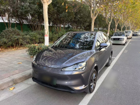 哪吒汽车 哪吒V 2021款 标准续航娱乐版升级型