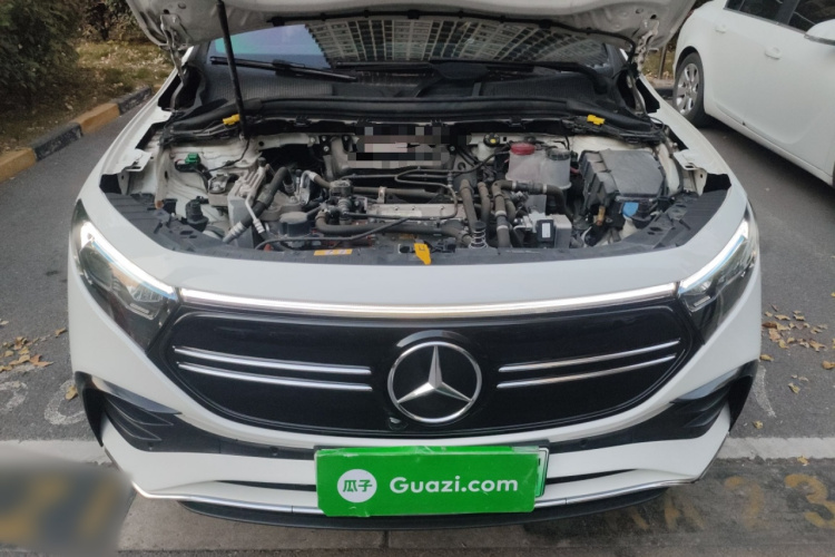 奔驰EQA 2022款 EQA 300 4MATIC 首发特别版局部细节24