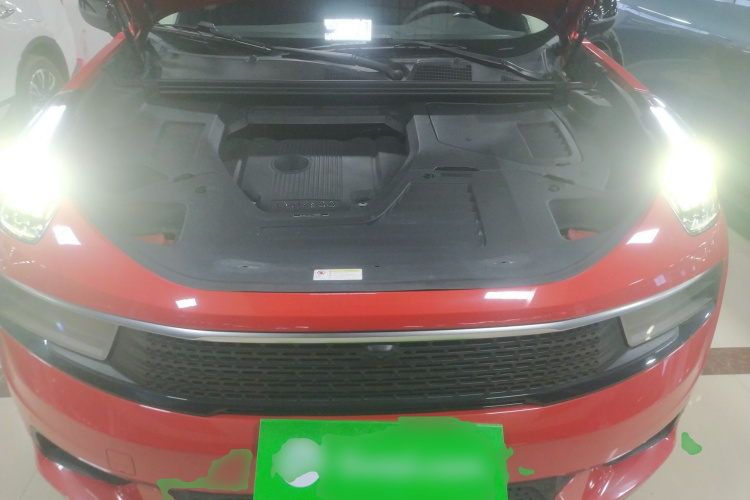 领克01 2017款 2.0T 四驱劲Pro版机舱底盘24