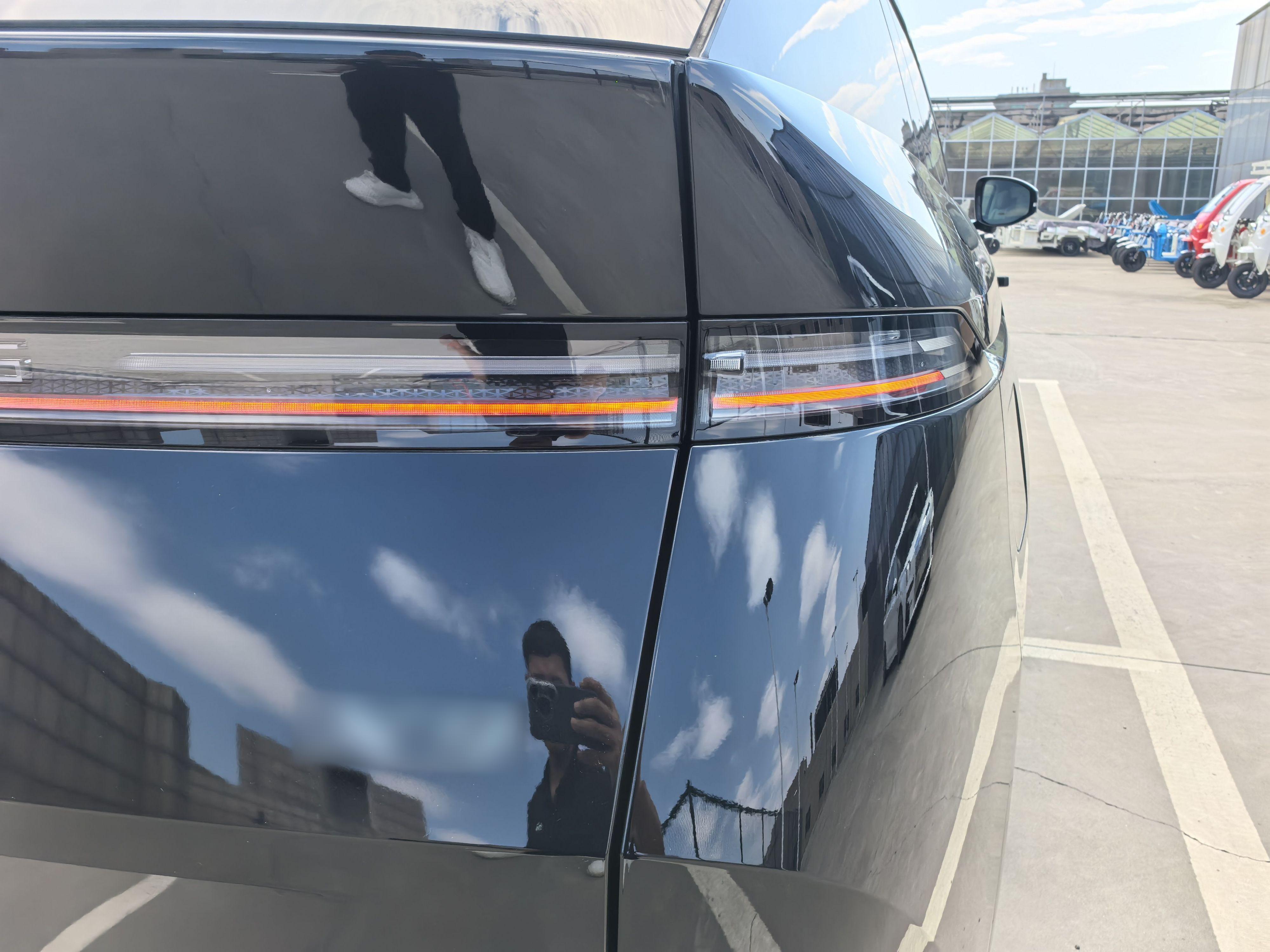 小鹏X9 2024款 702超长续航Max