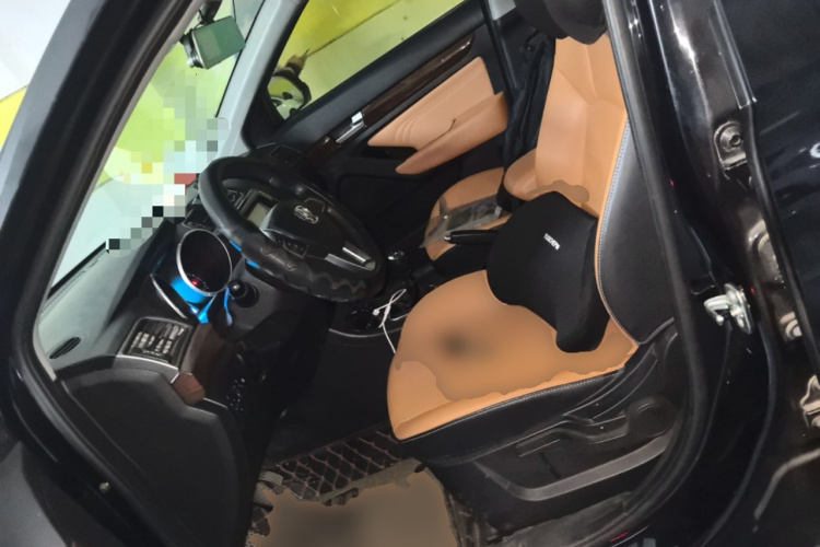 北汽威旺S50 2016款 1.5T 手动欢动精英型中控内饰19