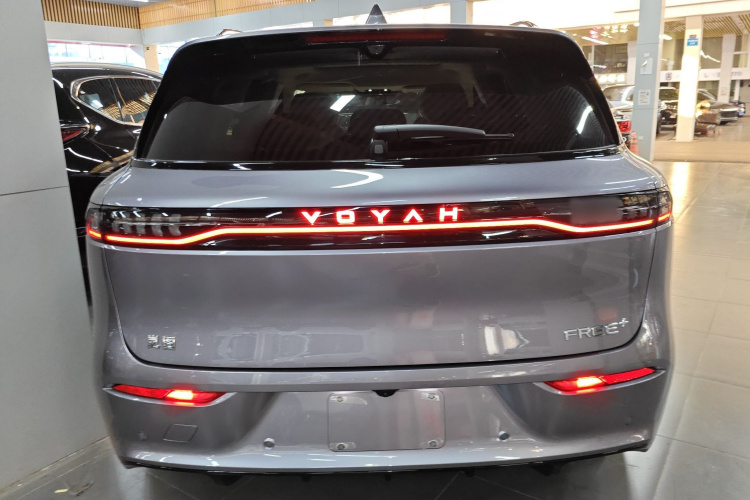 岚图汽车 岚图FREE 2025款 FREE+ 四驱乾崑版车身外观6