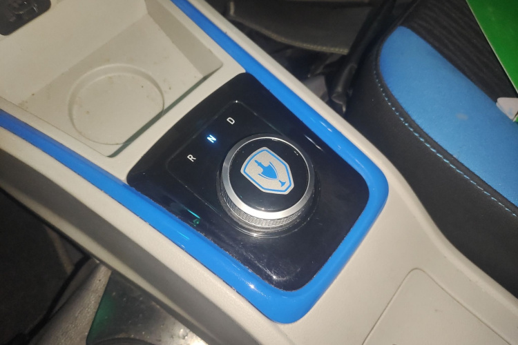 金杯 新海狮EV 2023款 舒适型局部细节18