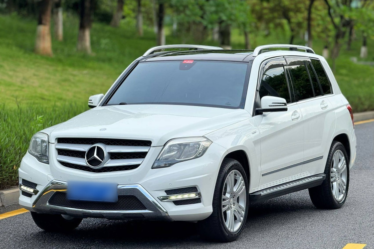 奔驰GLK级 2015款 GLK 260 4MATIC 动感型 极致版车身外观1