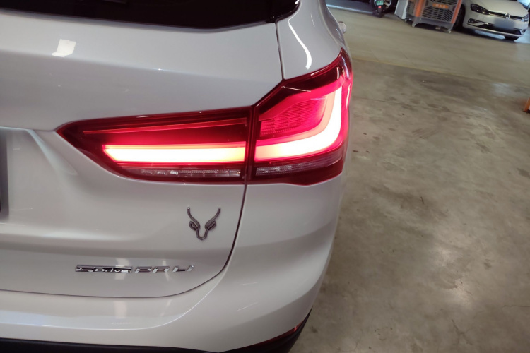 宝马X1 2021款 sDrive20Li 时尚型车身外观9