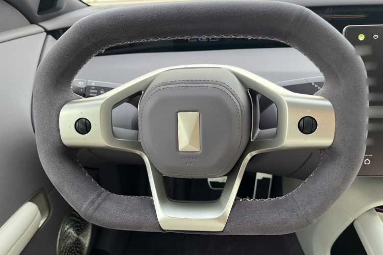 阿维塔06 2025款 Max增程版中控内饰7010