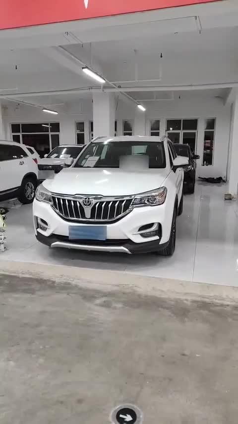 中华V6 2018款 1.5T 自动豪华型讲解2