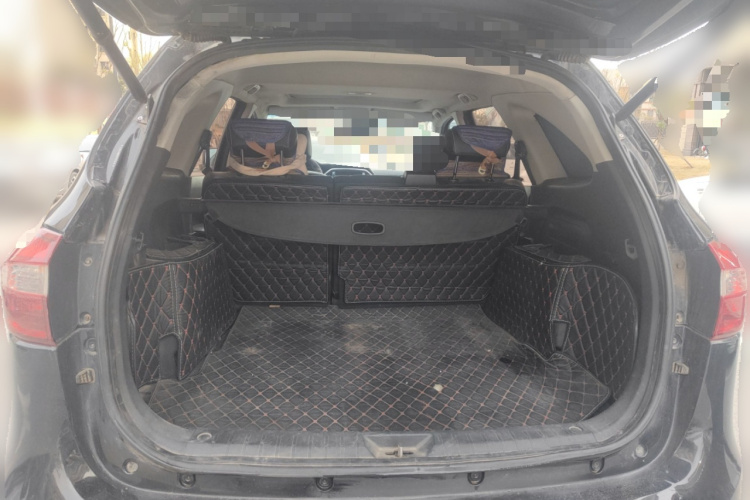 江铃 驭胜S350 2016款 2.0T 自动四驱汽油豪华版5座中控内饰23