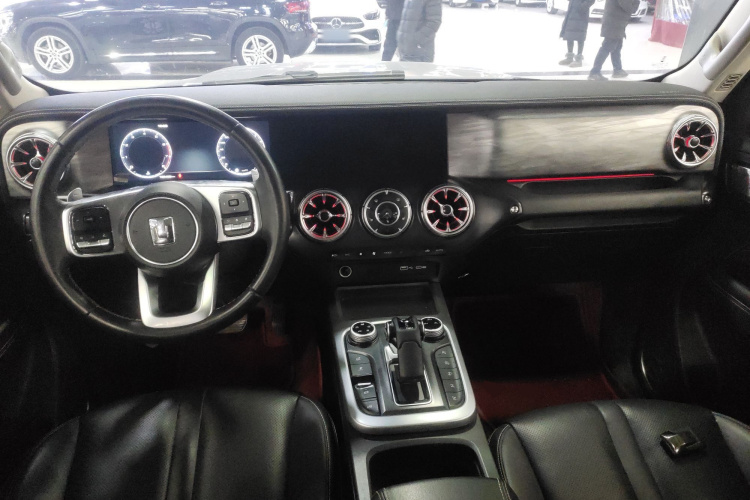 坦克300 2024款 2.0T 征服者中控内饰12