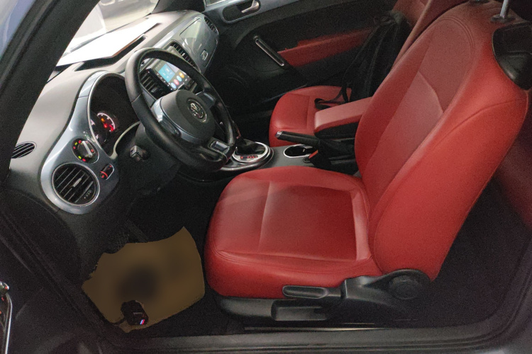 大众 甲壳虫 2018款 180TSI 宜乐型中控内饰19